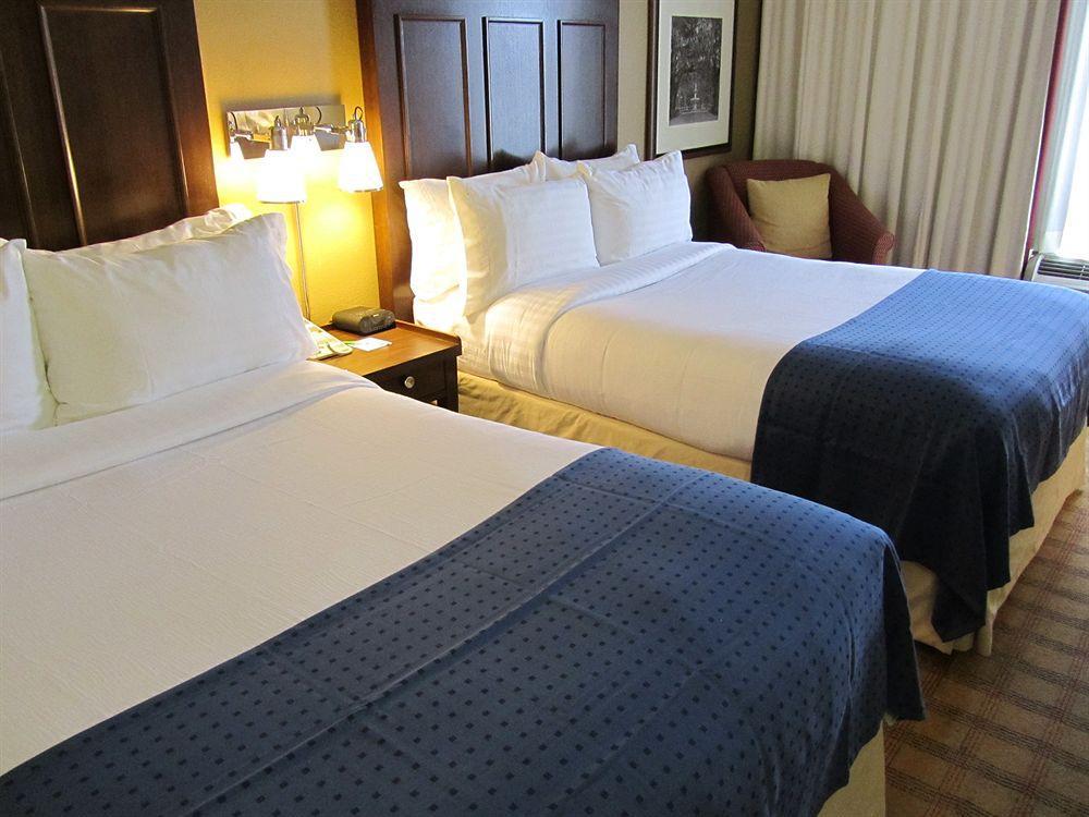 Holiday Inn Savannah Historic District By Ihg Екстер'єр фото